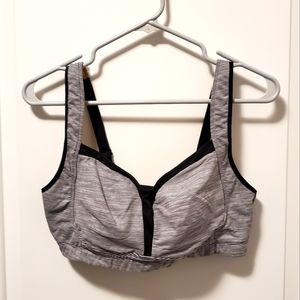 36DD LululemonTataTamer high impact sports bra